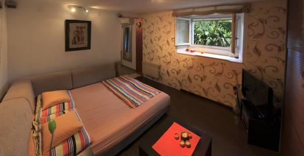 Adriatic Apartament *